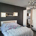 Villa De 360 M2 Avec Piscine Et Jacuzzi Saint-Nazaire-de-Pezan