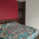 Villa De 360 M2 Avec Piscine Et Jacuzzi *