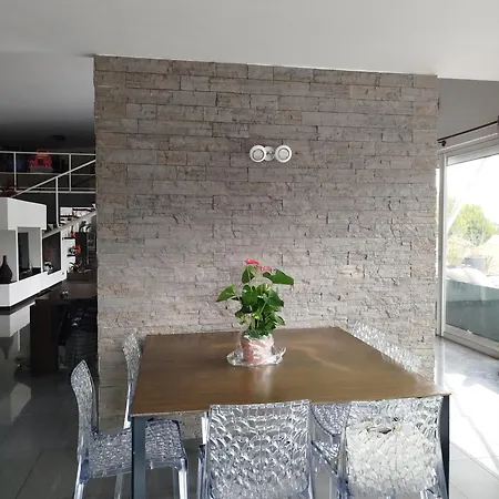 De 360 M2 Avec Piscine Et Jacuzzi Vila *